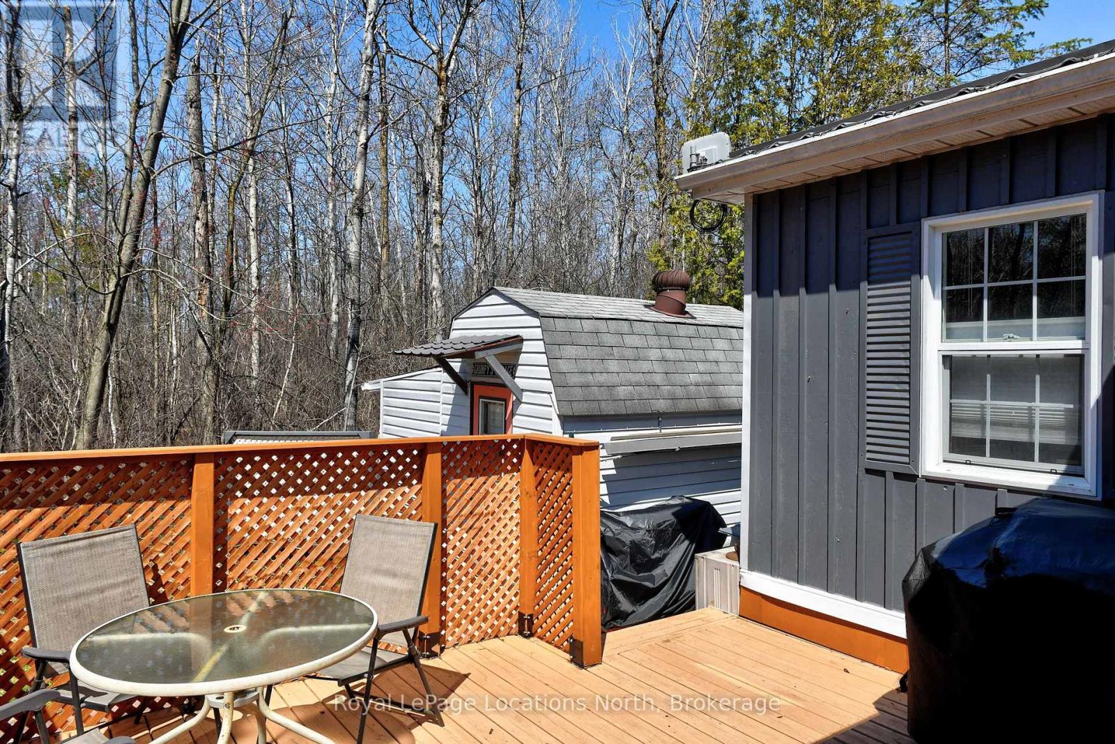 18 Prince Charles Avenue, Springwater, Ontario  L0L 1P0 - Photo 10 - S13067922