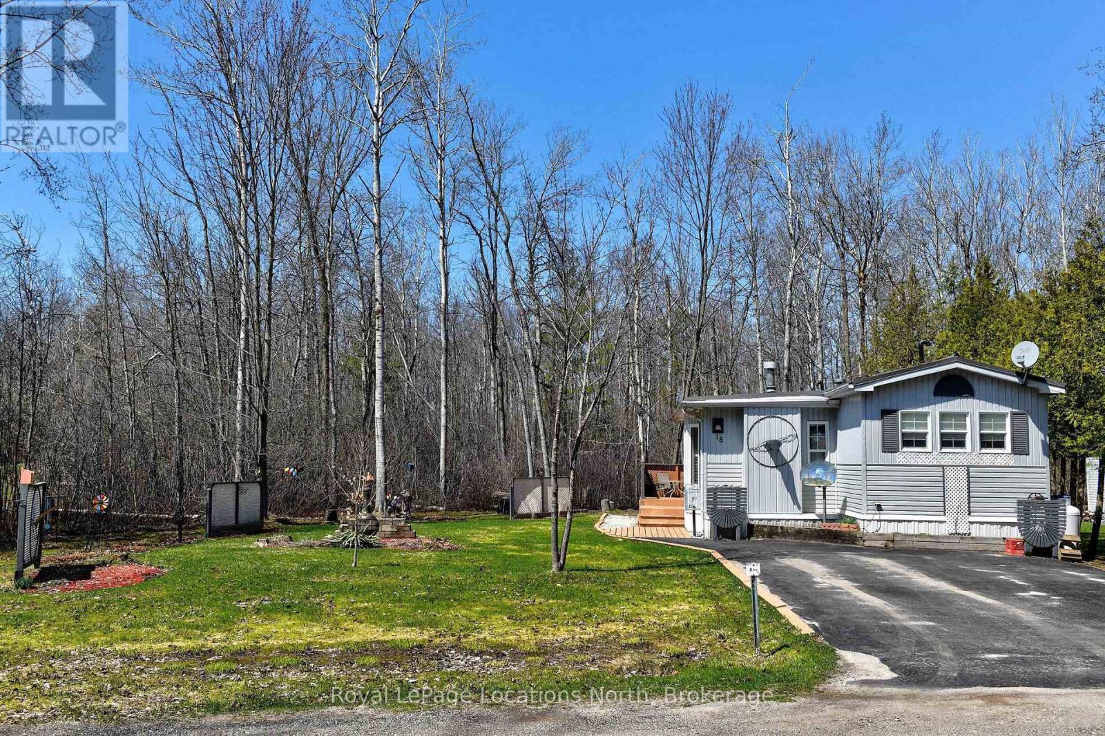 18 Prince Charles Avenue, Springwater, Ontario  L0L 1P0 - Photo 36 - S13067922