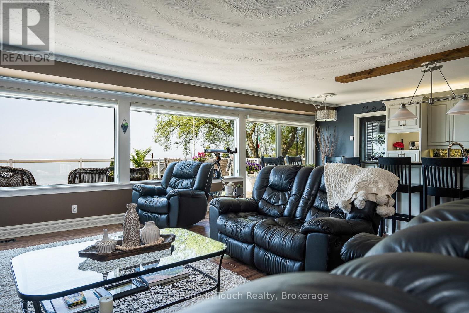 8 Tiny Beaches Road S, Tiny, Ontario  L0L 2J0 - Photo 10 - S13067936