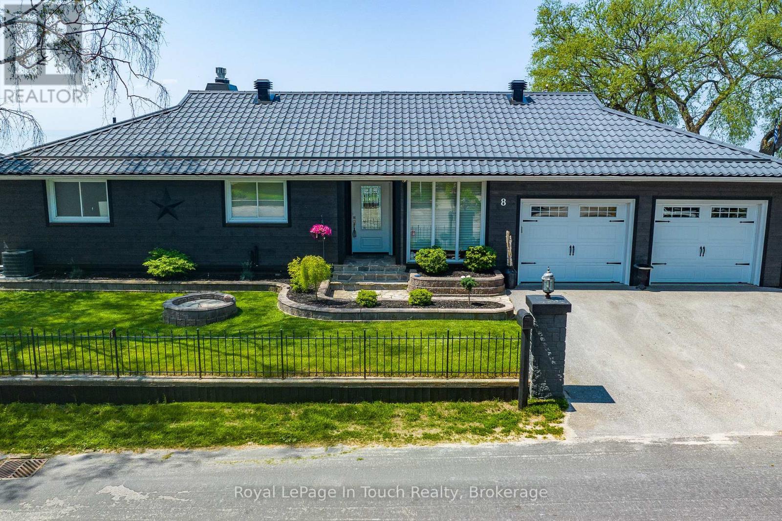 8 Tiny Beaches Road S, Tiny, Ontario  L0L 2J0 - Photo 2 - S13067936