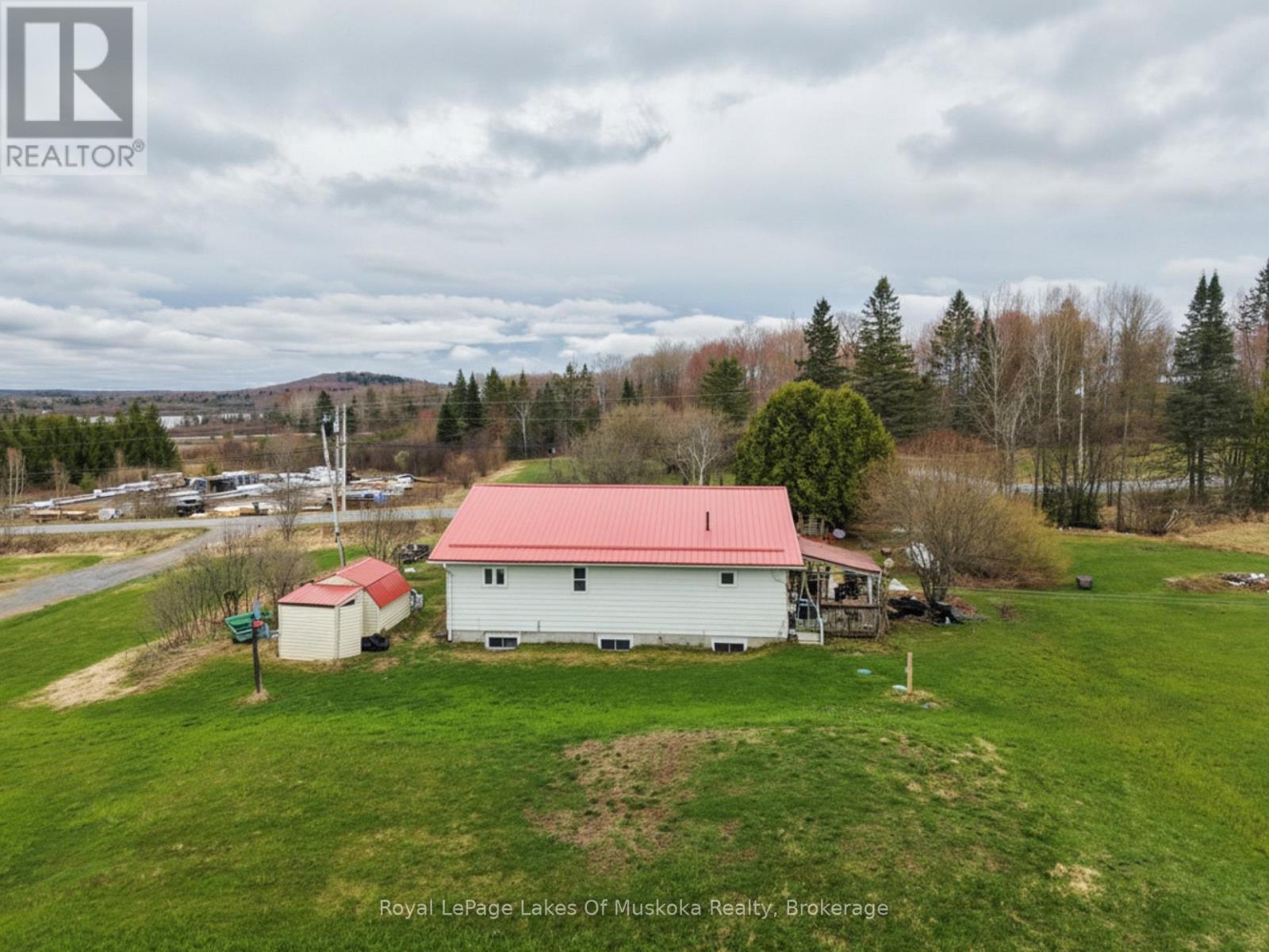 250 Stephenson Rd 12 W Road, Huntsville, Ontario  P0B 1M0 - Photo 5 - X13067536