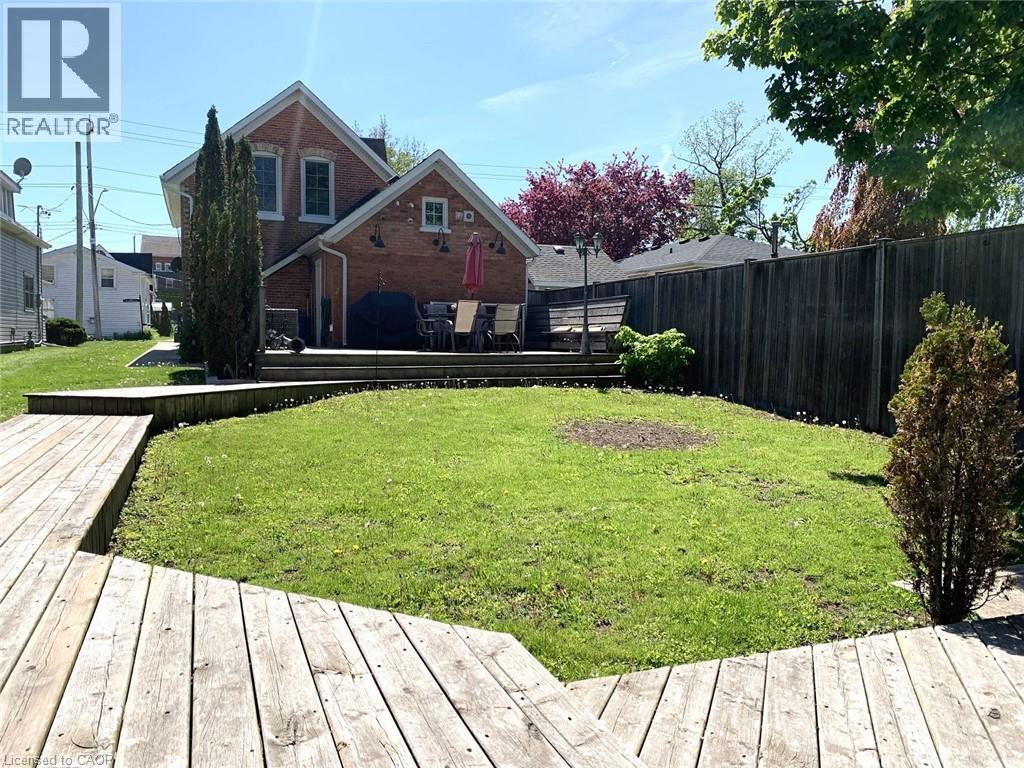40 St Andrew Street, Port Dover, Ontario  N0A 1N0 - Photo 4 - 40826099
