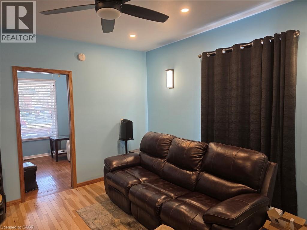 182 Marlborough Street, Brantford, Ontario  N3S 4S9 - Photo 11 - 40826142