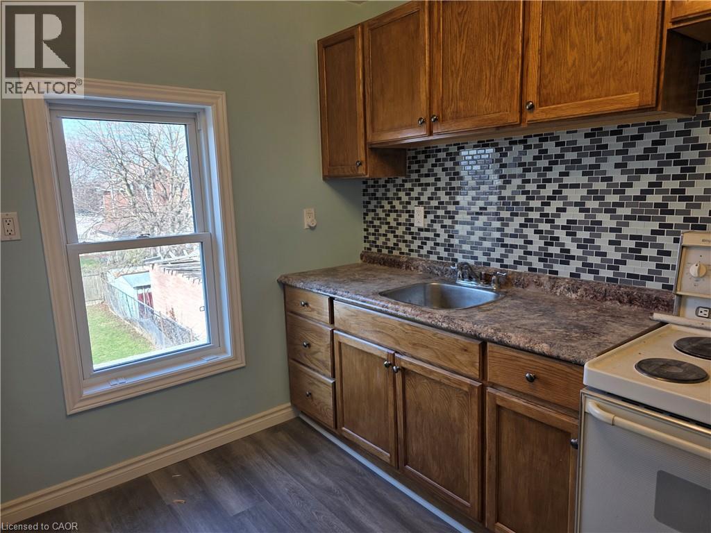182 Marlborough Street, Brantford, Ontario  N3S 4S9 - Photo 19 - 40826142