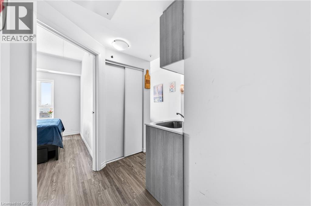 246 Lester Street Unit# Ph-03, Waterloo, Ontario  N2L 0H1 - Photo 13 - 40823655