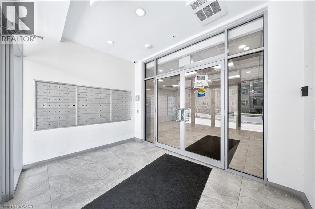 246 Lester Street Unit# Ph-03, Waterloo, Ontario  N2L 0H1 - Photo 7 - 40823655