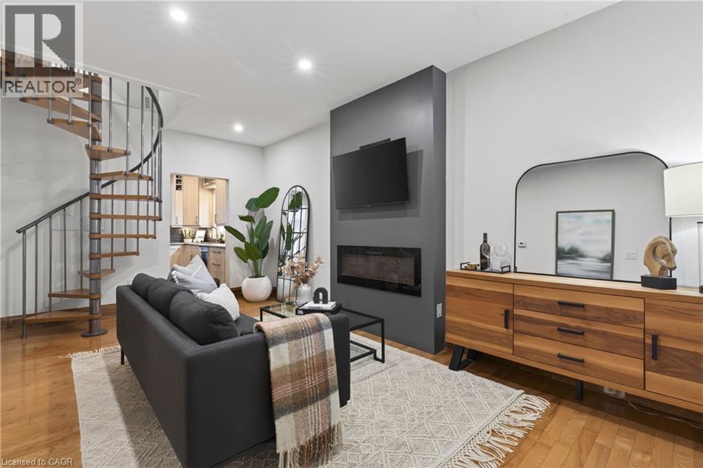 105 Highland Avenue, St. Catharines, Ontario  L2R 4H9 - Photo 14 - 40825015