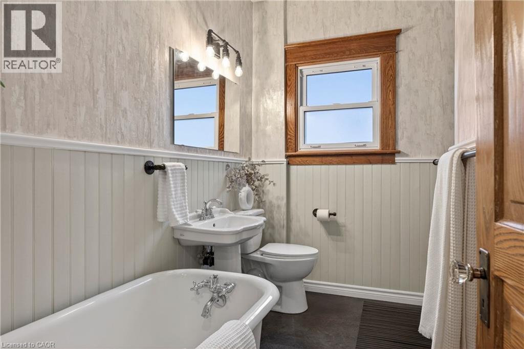 105 Highland Avenue, St. Catharines, Ontario  L2R 4H9 - Photo 32 - 40825015