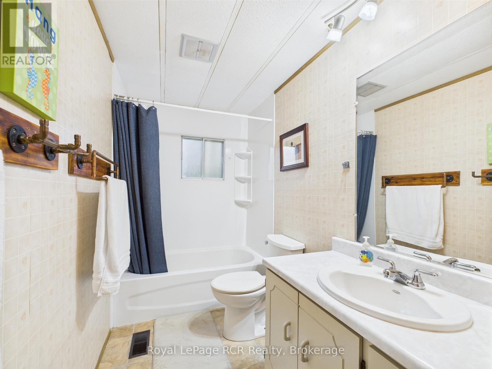112 Huron Road, Huron-Kinloss, Ontario  N2Z 2X3 - Photo 15 - X13068516