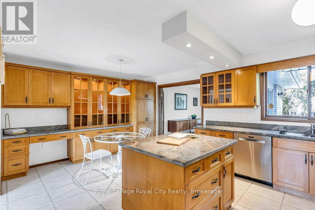 40 Keats Crescent, Guelph, Ontario  N1G 3B2 - Photo 11 - X13068634