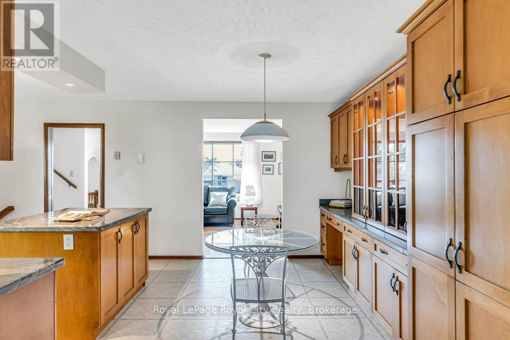 40 Keats Crescent, Guelph, Ontario  N1G 3B2 - Photo 15 - X13068634