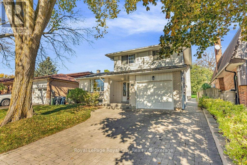 40 Keats Crescent, Guelph, Ontario  N1G 3B2 - Photo 2 - X13068634
