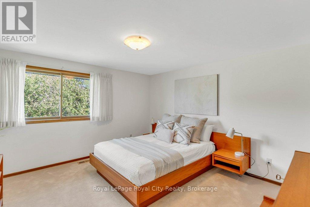 40 Keats Crescent, Guelph, Ontario  N1G 3B2 - Photo 35 - X13068634