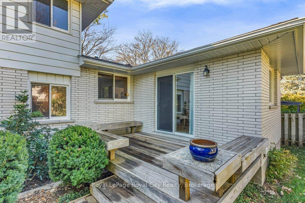 40 Keats Crescent, Guelph, Ontario  N1G 3B2 - Photo 46 - X13068634