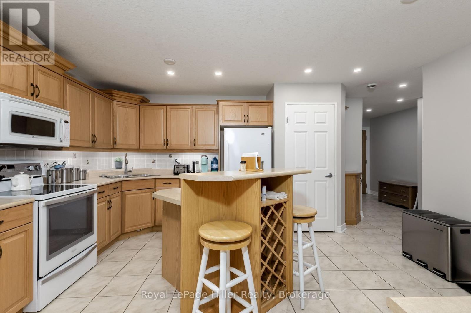 102 - 160 Romeo Street S, Stratford, Ontario  N5A 4S9 - Photo 12 - X13068642