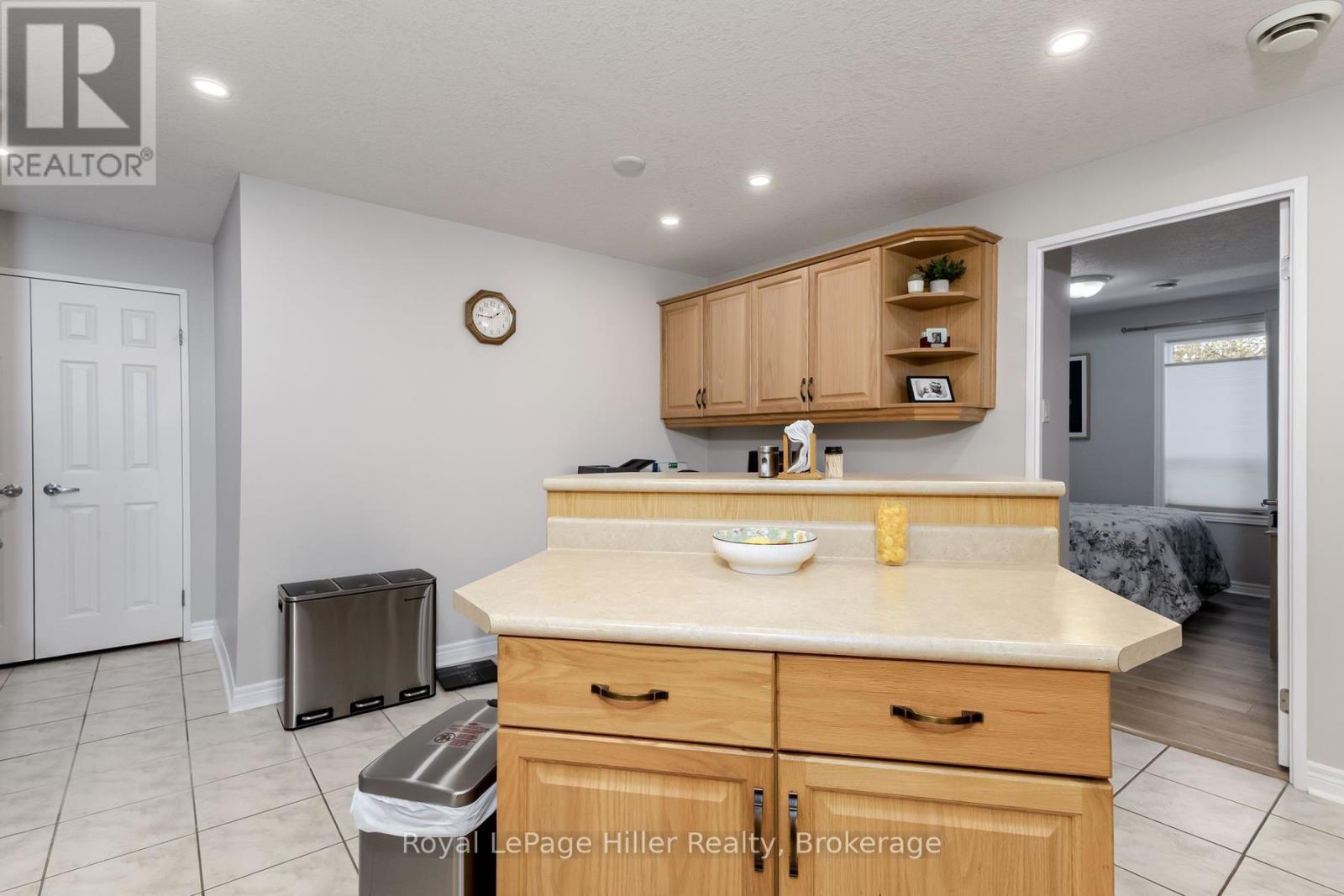 102 - 160 Romeo Street S, Stratford, Ontario  N5A 4S9 - Photo 15 - X13068642