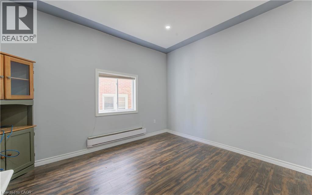 138 Courtland Avenue E, Kitchener, Ontario  N2G 2V1 - Photo 10 - 40825676