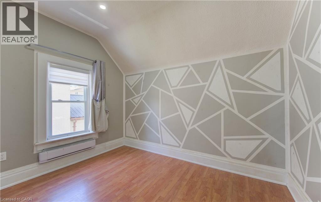138 Courtland Avenue E, Kitchener, Ontario  N2G 2V1 - Photo 14 - 40825676