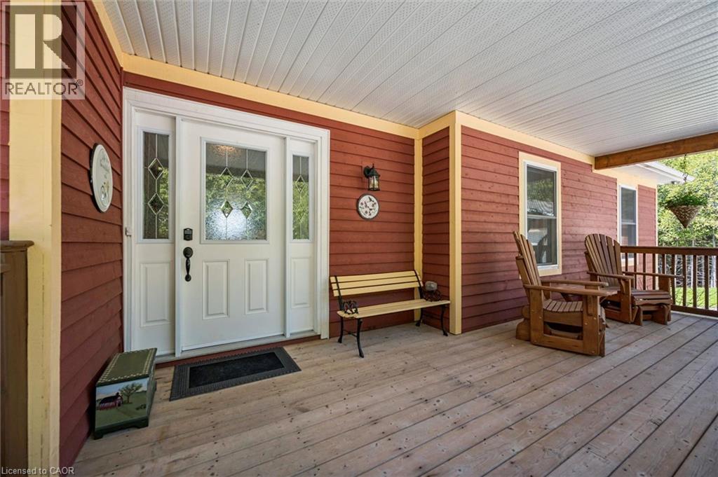 495190 Traverston Road, Markdale, Ontario  N0C 1H0 - Photo 2 - 40824879