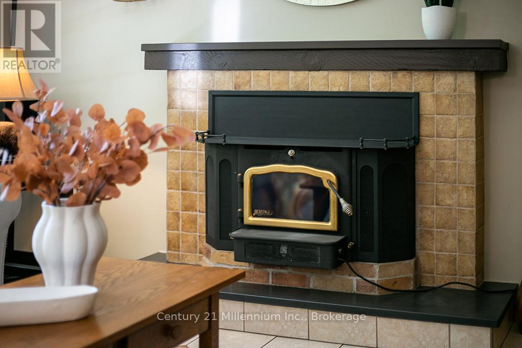 495115 Grey 2 Road, Blue Mountains, Ontario  N0H 2E0 - Photo 8 - X13069086