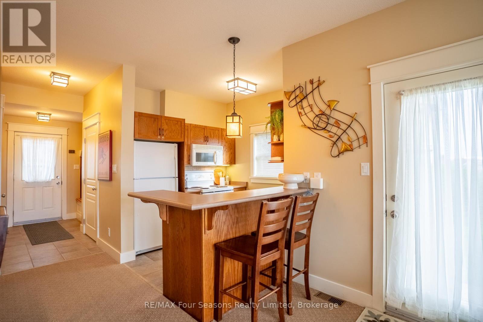 125 - 125 Fairway Court, Blue Mountains, Ontario  L9Y 0P8 - Photo 10 - X13069608