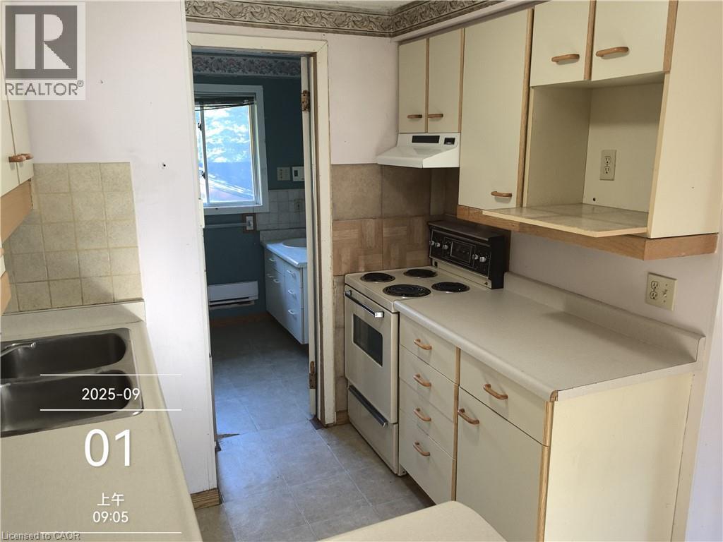 134 Greenbrier Drive, Waterloo, Ontario  N2L 4B5 - Photo 12 - 40826230