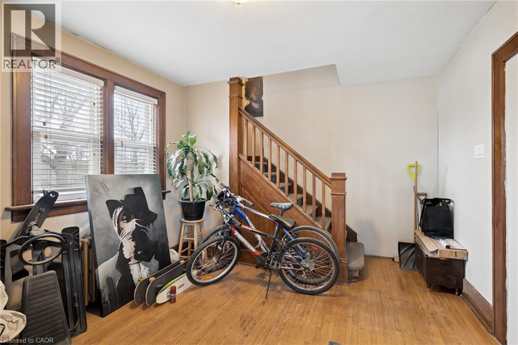 22 Dellroy Avenue, Kitchener, Ontario  N2A 2S1 - Photo 27 - 40825698