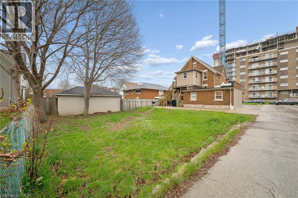 22 Dellroy Avenue, Kitchener, Ontario  N2A 2S1 - Photo 7 - 40825698