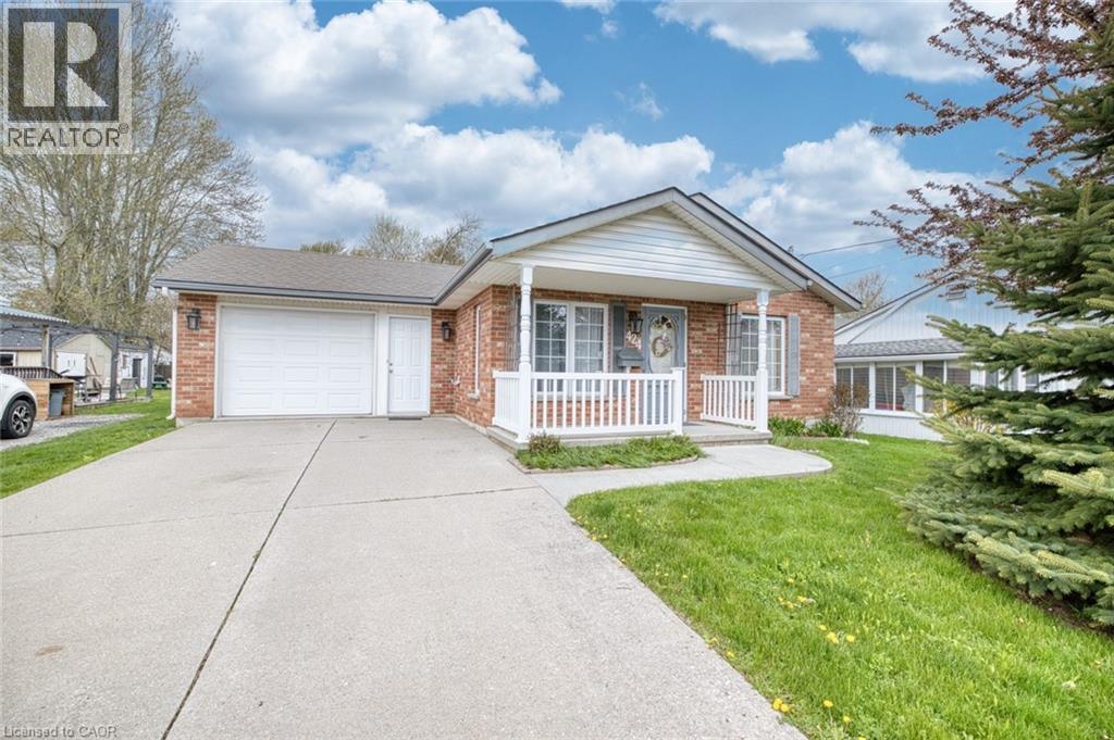 424 John Street, Dunnville, Ontario  N1A 2R2 - Photo 3 - 40825928