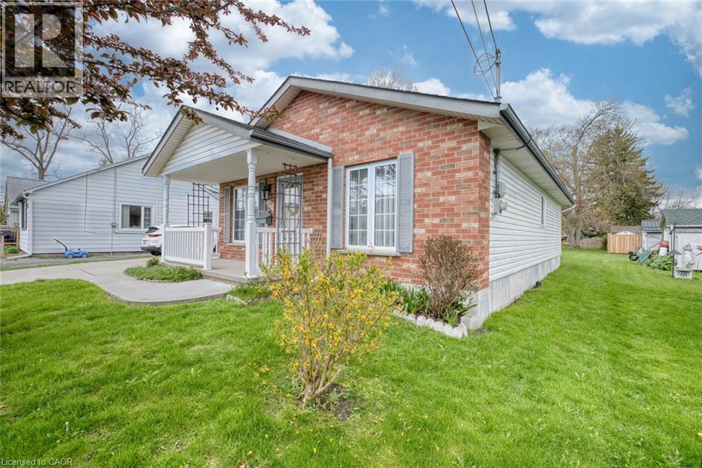424 John Street, Dunnville, Ontario  N1A 2R2 - Photo 4 - 40825928