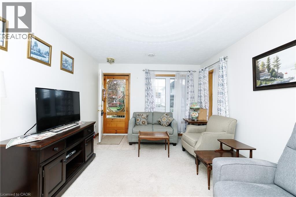 424 John Street, Dunnville, Ontario  N1A 2R2 - Photo 7 - 40825928