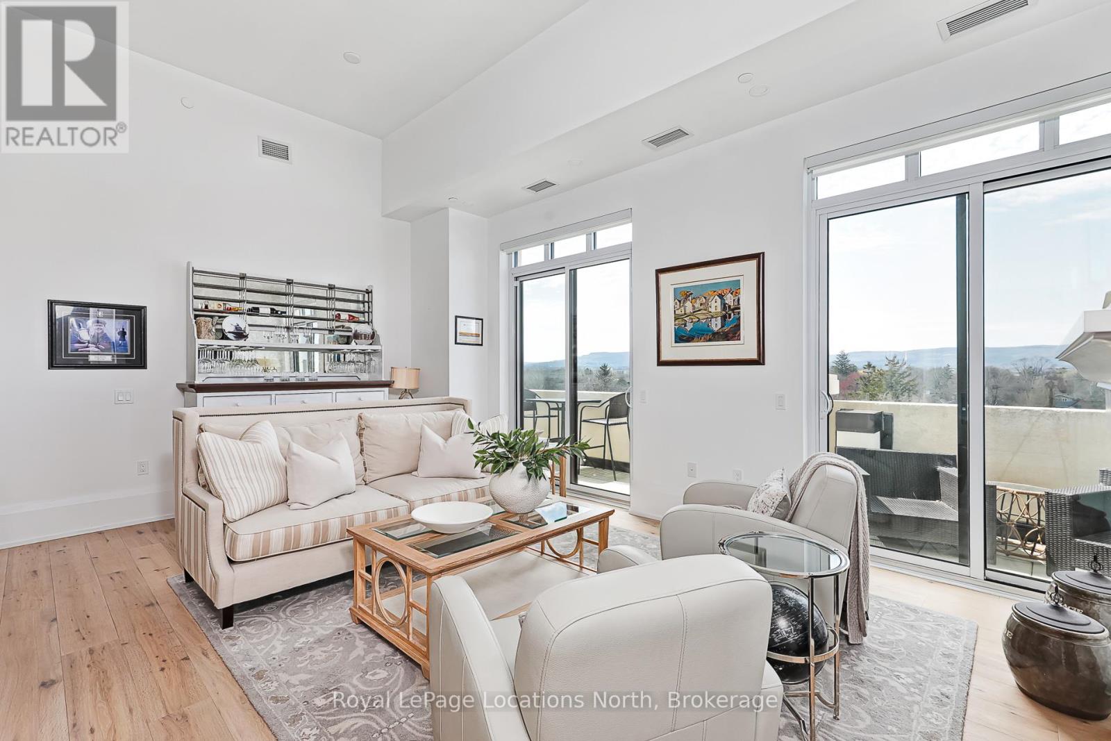 609 - 1 Hume Street E, Collingwood, Ontario  L9Y 0X3 - Photo 5 - S13070312