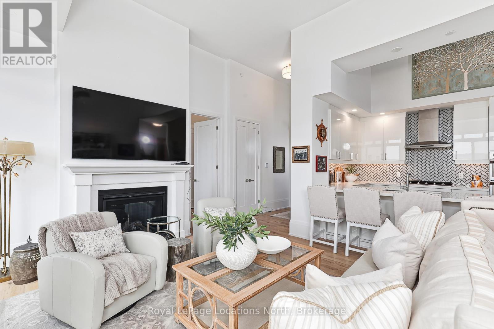 609 - 1 Hume Street E, Collingwood, Ontario  L9Y 0X3 - Photo 7 - S13070312