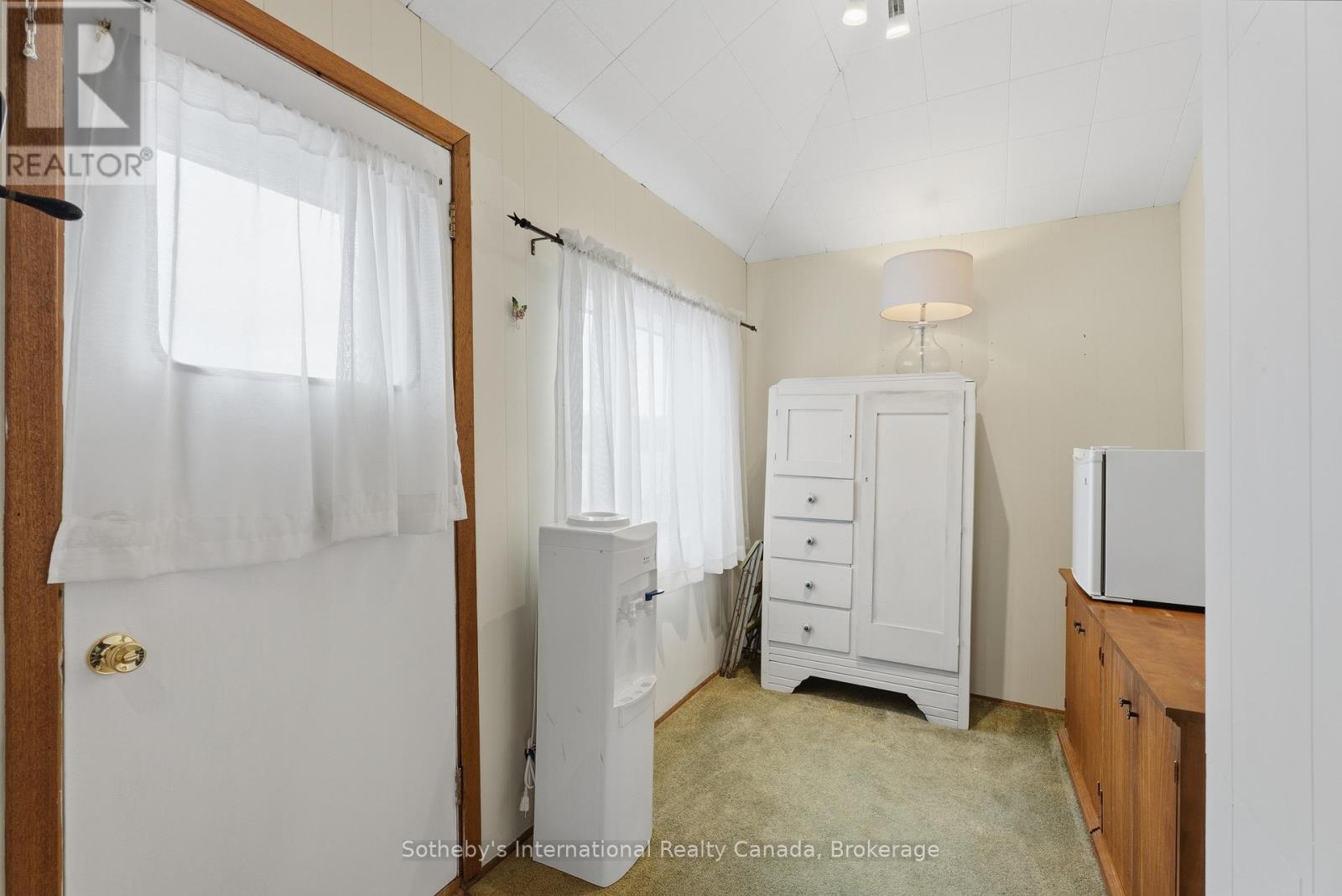 1 1kl - Retlaw Island Kahshe Lake, Gravenhurst, Ontario  P0E 1G0 - Photo 12 - X13070460