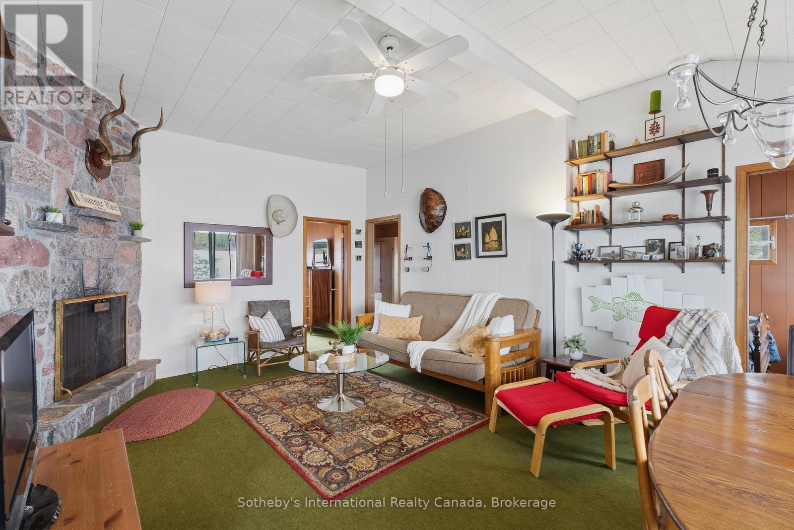 1 1kl - Retlaw Island Kahshe Lake, Gravenhurst, Ontario  P0E 1G0 - Photo 16 - X13070460