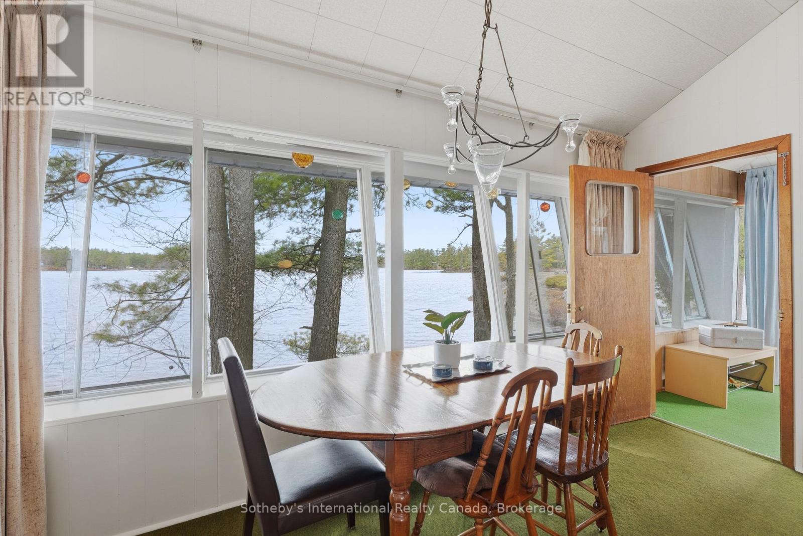 1 1kl - Retlaw Island Kahshe Lake, Gravenhurst, Ontario  P0E 1G0 - Photo 19 - X13070460