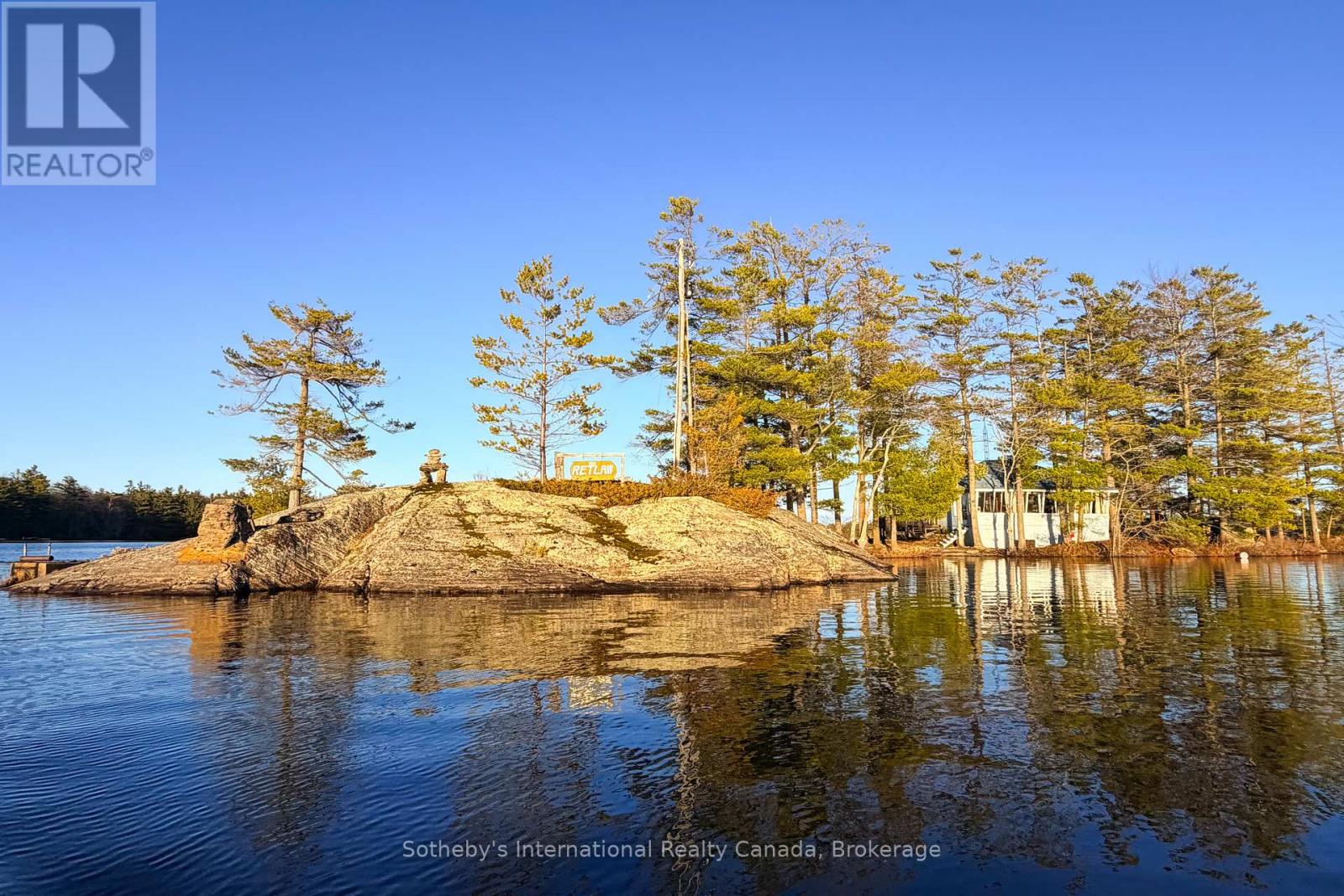 1 1kl - Retlaw Island Kahshe Lake, Gravenhurst, Ontario  P0E 1G0 - Photo 2 - X13070460
