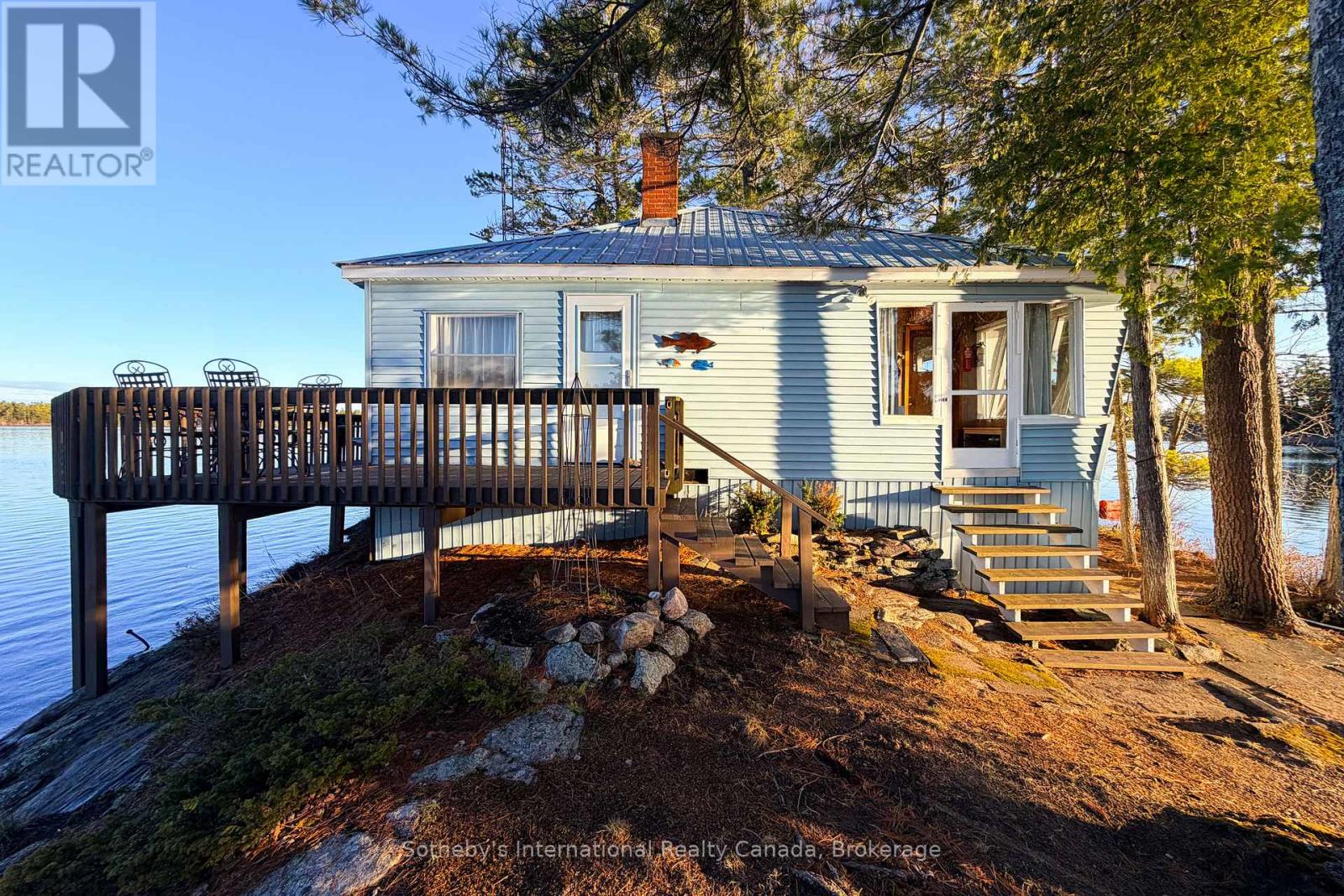 1 1kl - Retlaw Island Kahshe Lake, Gravenhurst, Ontario  P0E 1G0 - Photo 3 - X13070460