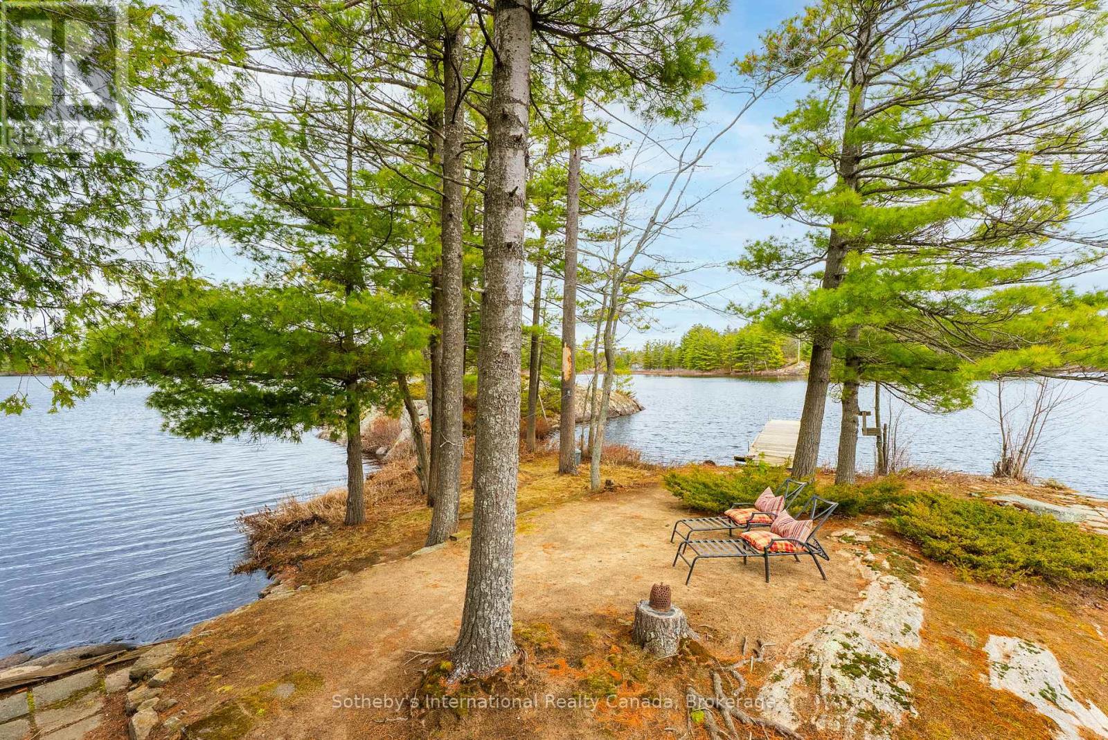 1 1kl - Retlaw Island Kahshe Lake, Gravenhurst, Ontario  P0E 1G0 - Photo 40 - X13070460