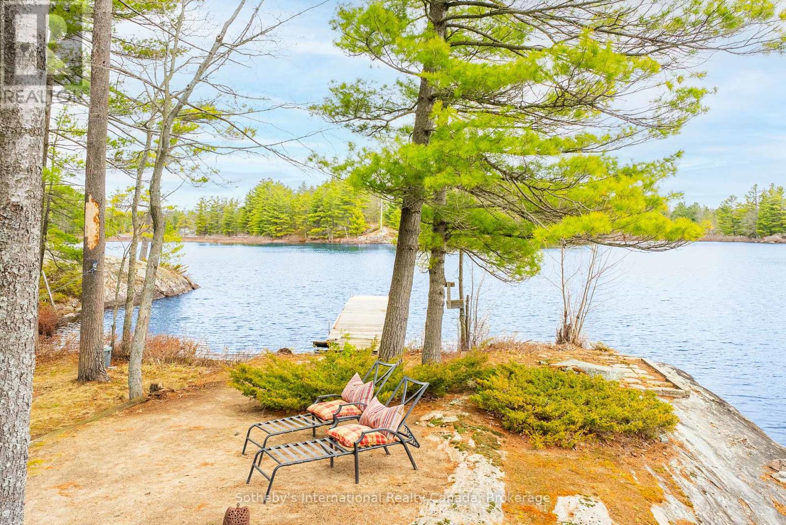 1 1kl - Retlaw Island Kahshe Lake, Gravenhurst, Ontario  P0E 1G0 - Photo 42 - X13070460