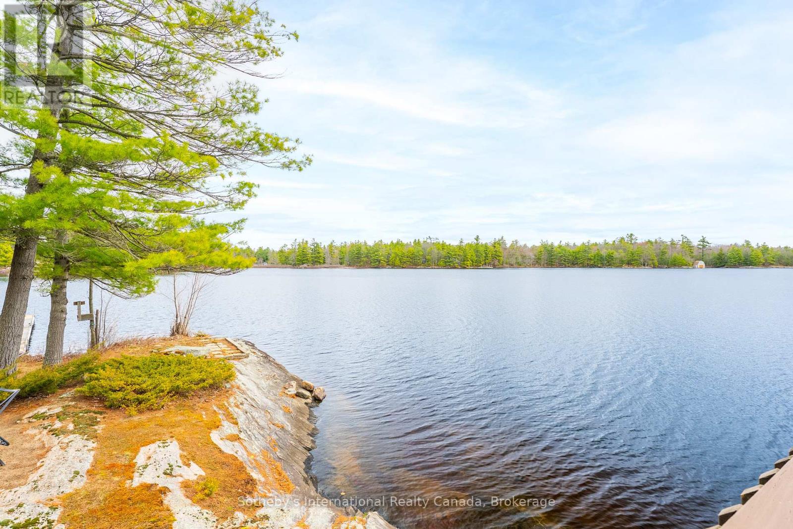 1 1kl - Retlaw Island Kahshe Lake, Gravenhurst, Ontario  P0E 1G0 - Photo 43 - X13070460