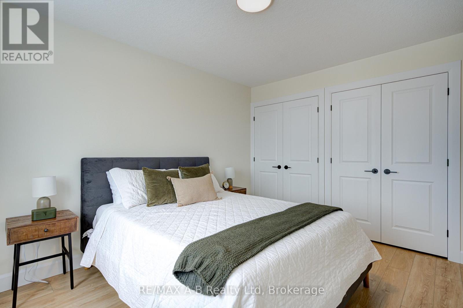 30 Linda Drive, Huron East, Ontario  N0K 1W0 - Photo 20 - X13070580