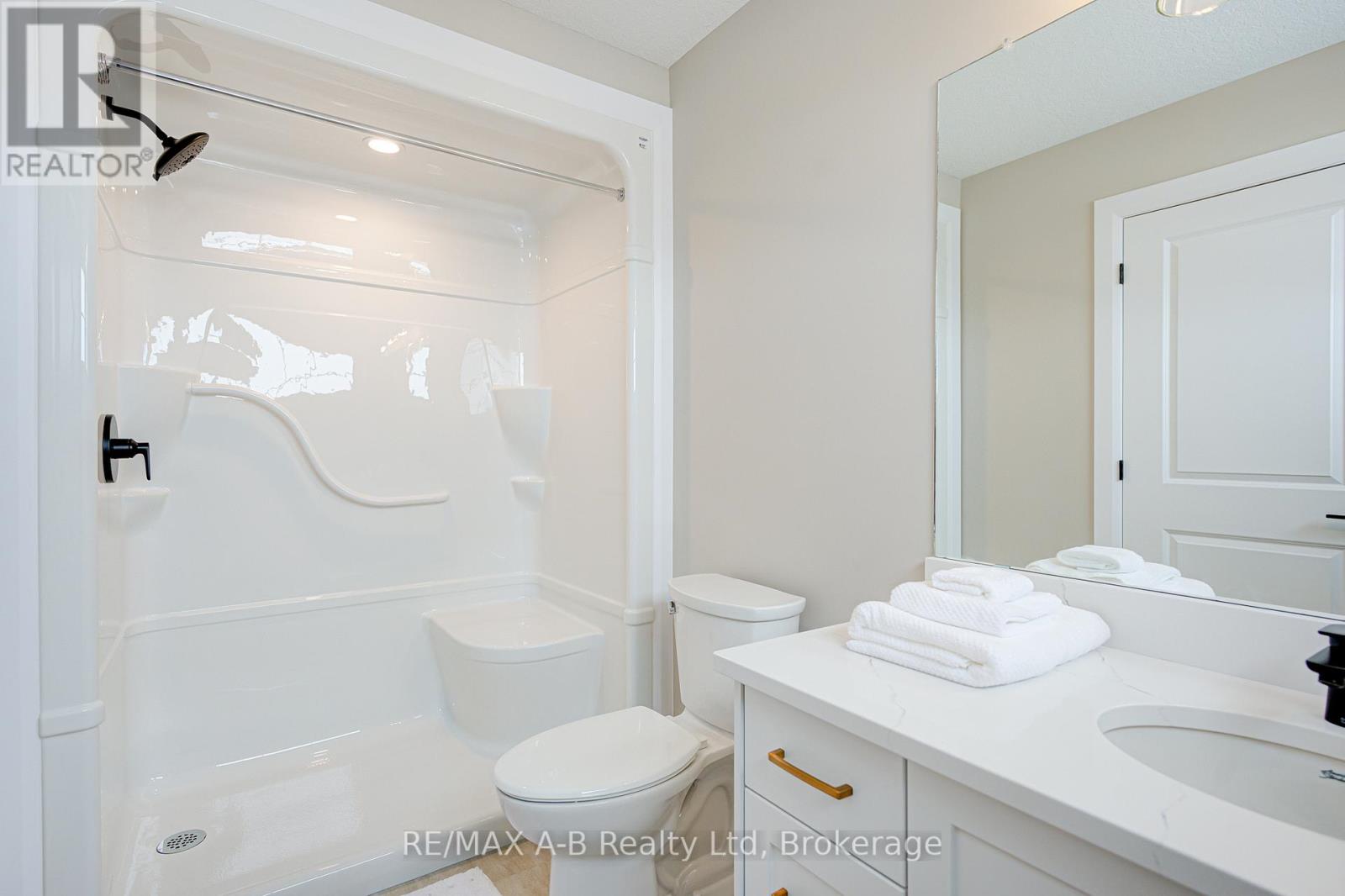 30 Linda Drive, Huron East, Ontario  N0K 1W0 - Photo 21 - X13070580