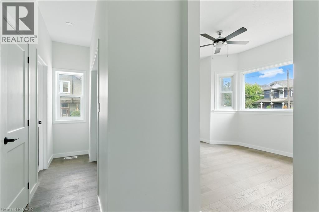 684 Beach Boulevard, Hamilton, Ontario  L8H 6Y4 - Photo 11 - 40825513