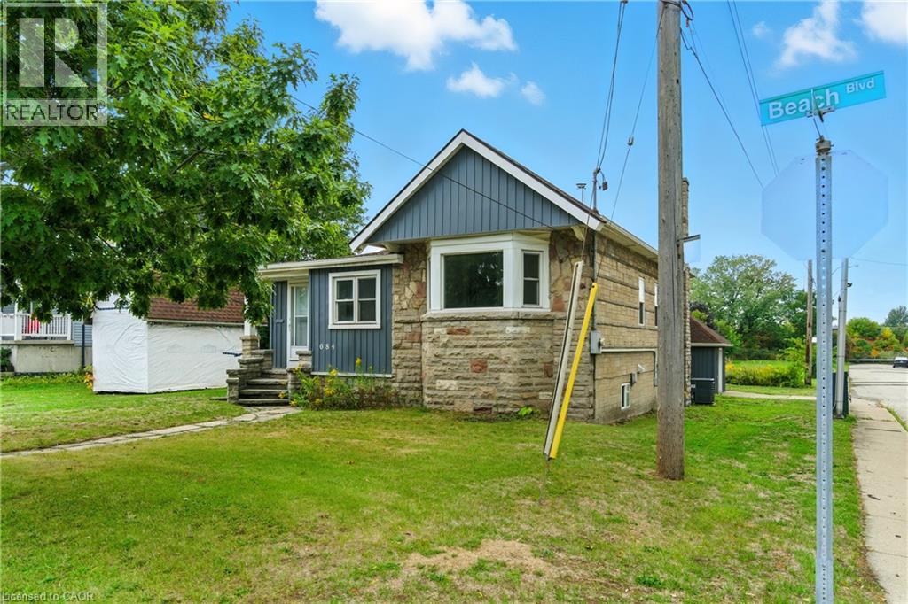 684 Beach Boulevard, Hamilton, Ontario  L8H 6Y4 - Photo 4 - 40825513