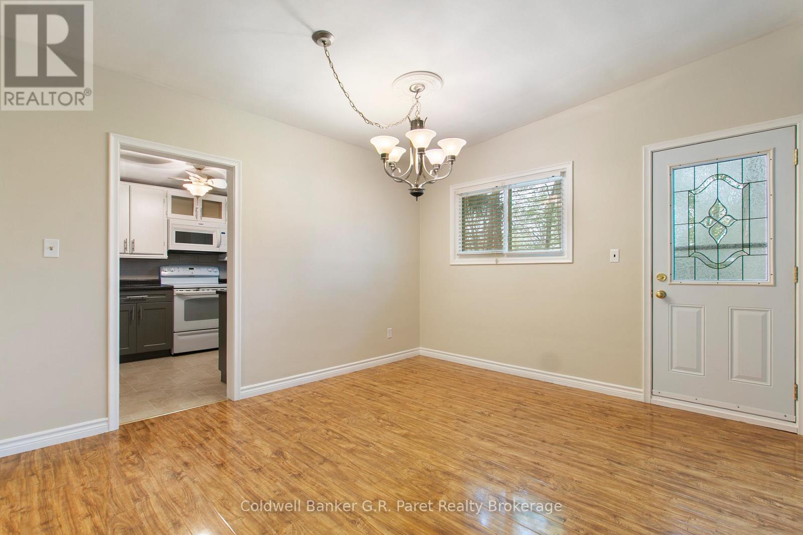 105 Queen Street, Tillsonburg, Ontario  N4G 3H4 - Photo 7 - X13070774