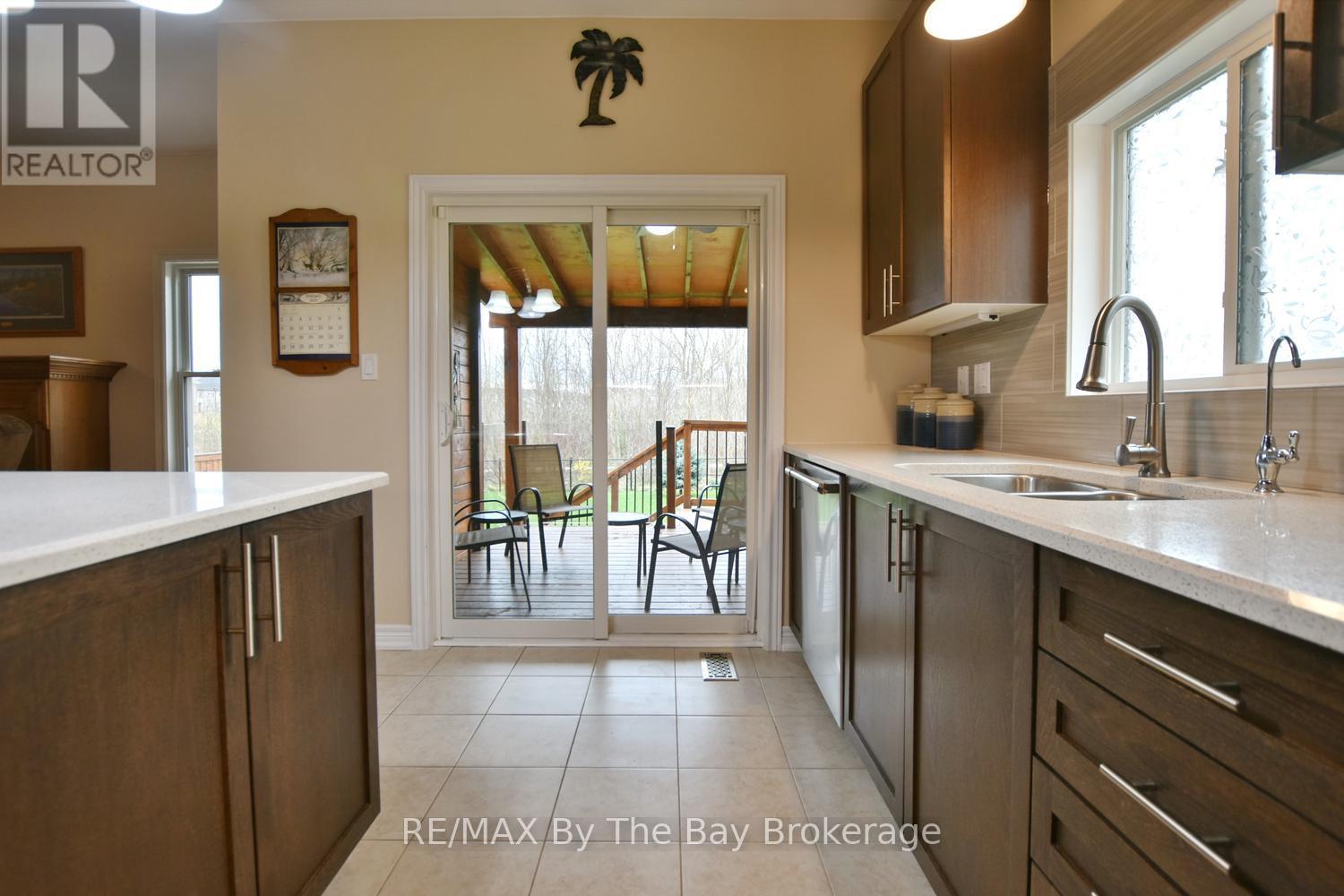 5 Falvo Street, Wasaga Beach, Ontario  L9Z 1J6 - Photo 13 - S13071020