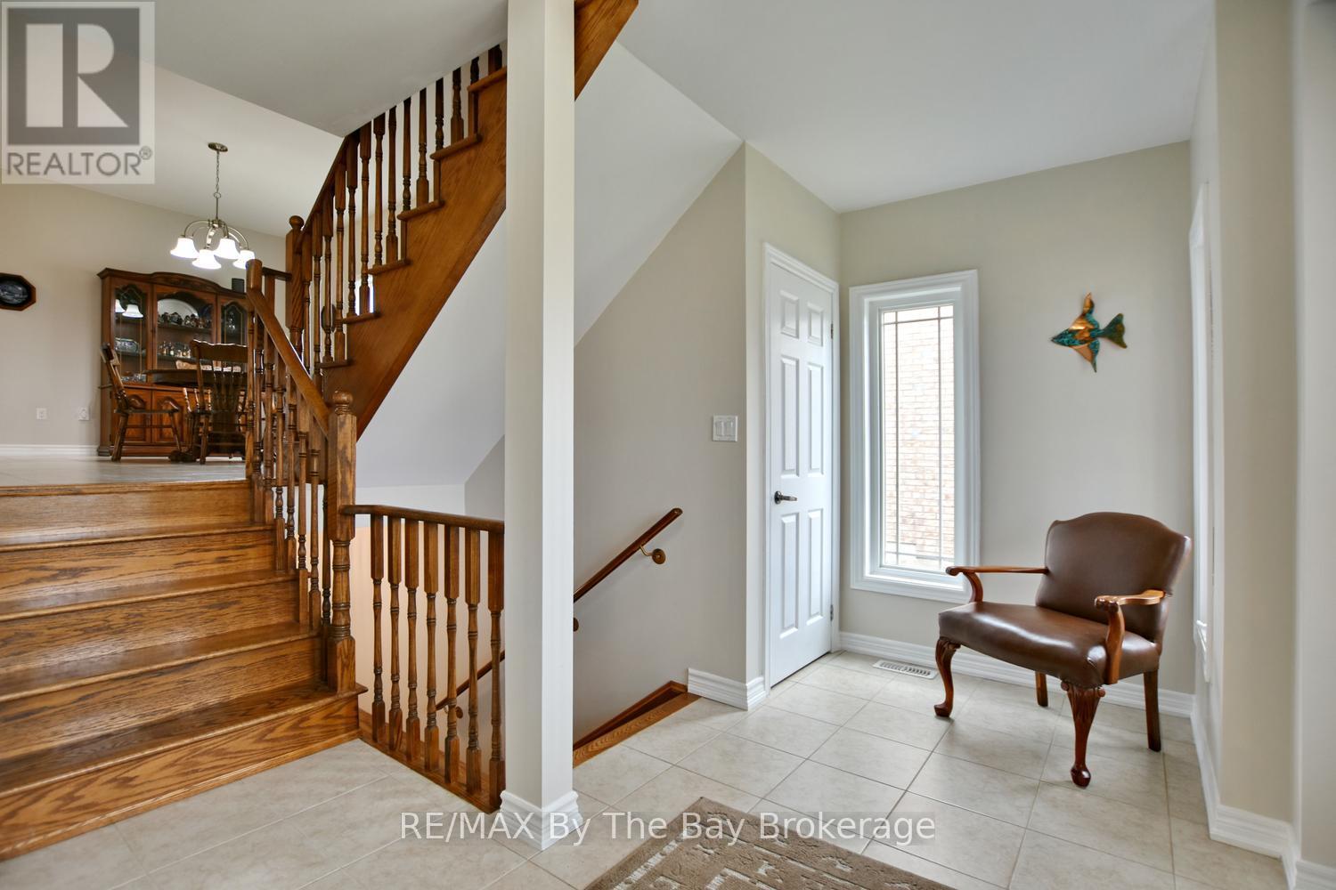 5 Falvo Street, Wasaga Beach, Ontario  L9Z 1J6 - Photo 4 - S13071020