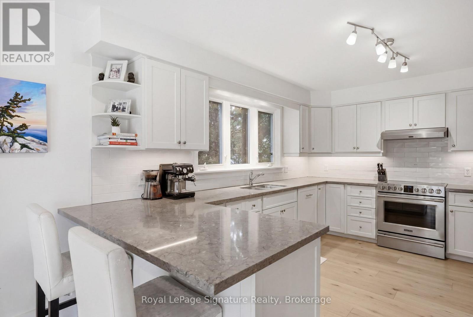 98 Moore Crescent, Blue Mountains, Ontario  N0H 2P0 - Photo 10 - X13071100