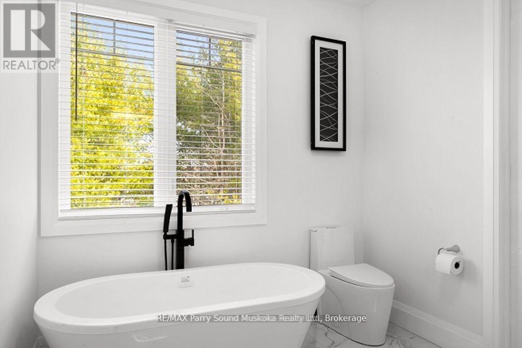 730 124 Highway, Mckellar, Ontario  P0G 1C0 - Photo 19 - X13071232